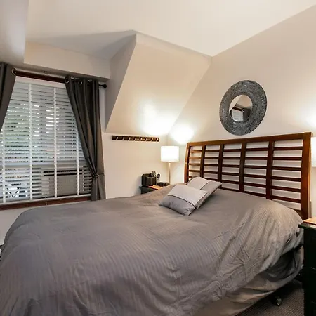 Glaciers Reach By Allseason Vacation Rentals Whistler Exterior photo
