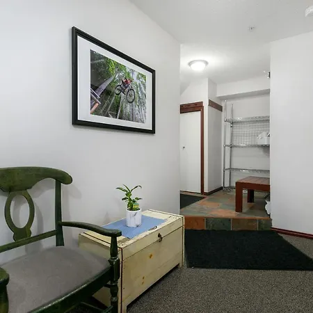 Glaciers Reach By Allseason Vacation Rentals Whistler Exterior photo