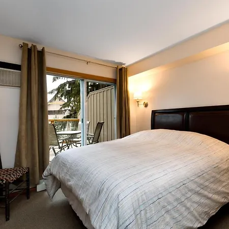 Glaciers Reach By Allseason Vacation Rentals Whistler Exterior photo