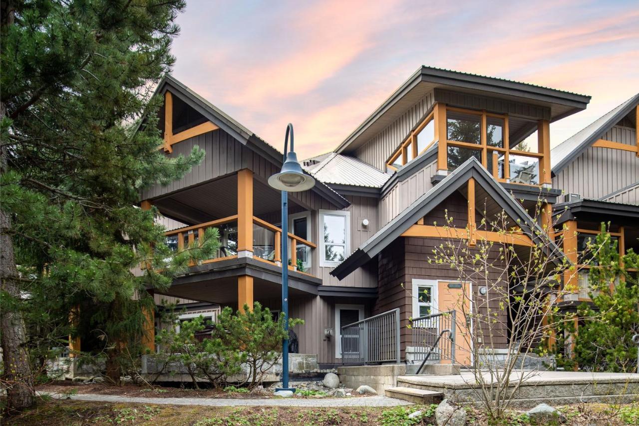 Apartment Glaciers Reach By Allseason Vacation